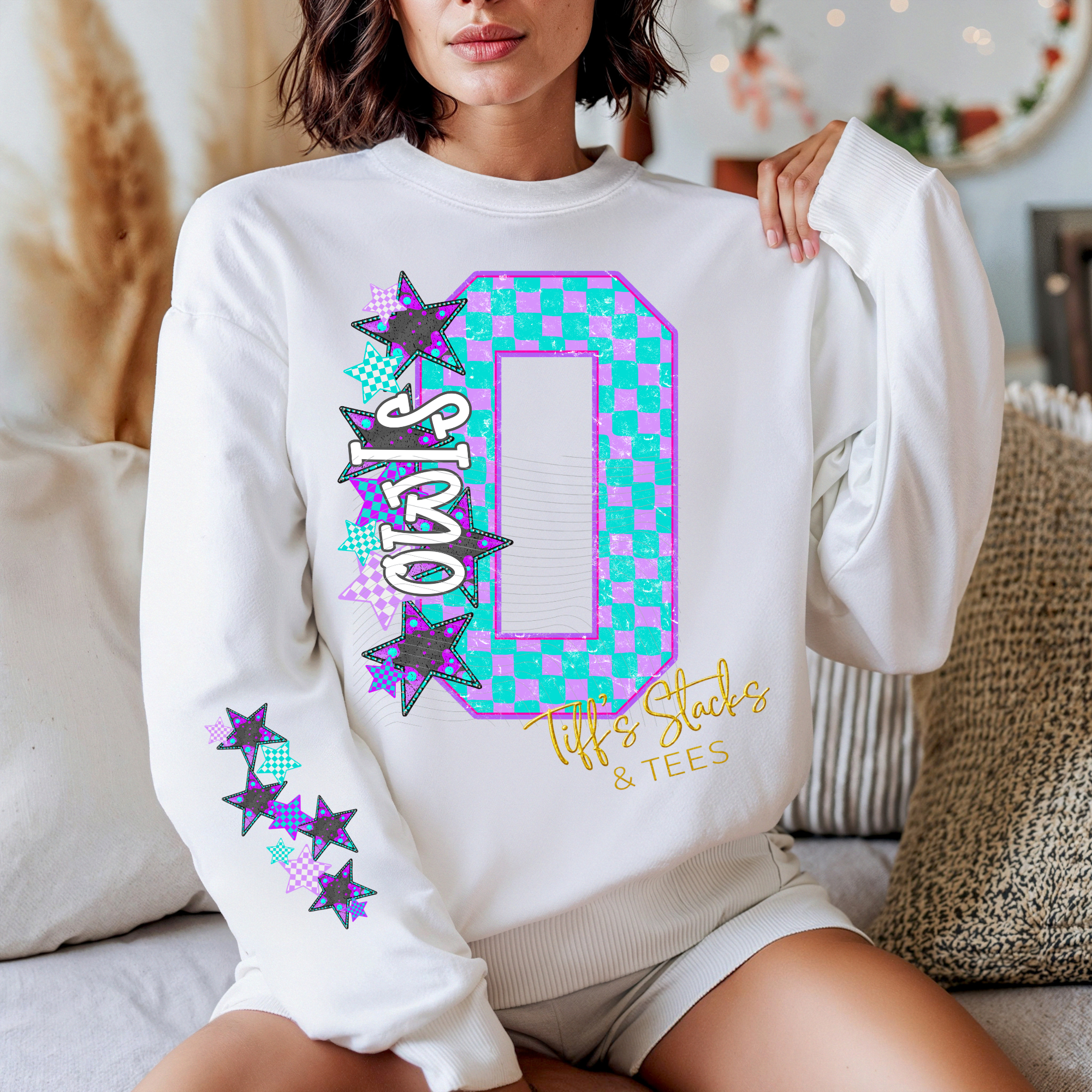 Owl Checkered O w/ Stars Sleeve Print